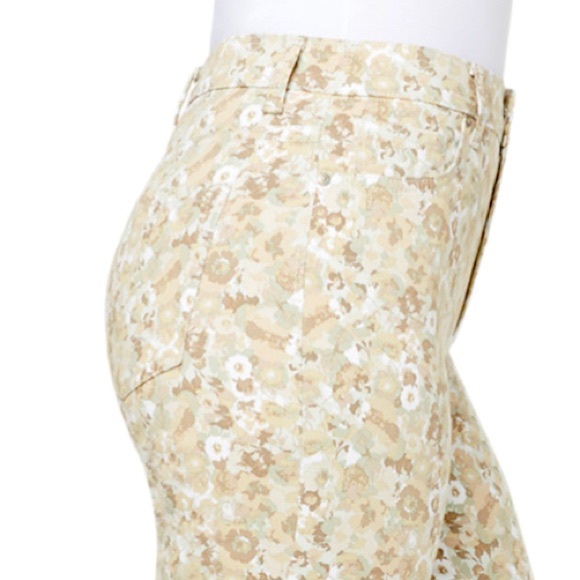 Gloria Vanderbilt Women’s Classic Amanda Jean - Picture 1 of 6